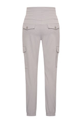 lichtgrijze cargo broek mi piace