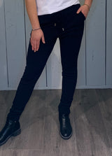 mi piace travel broek zwart 202016