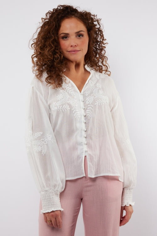 witte blouse nancay offwhite van c&s the label